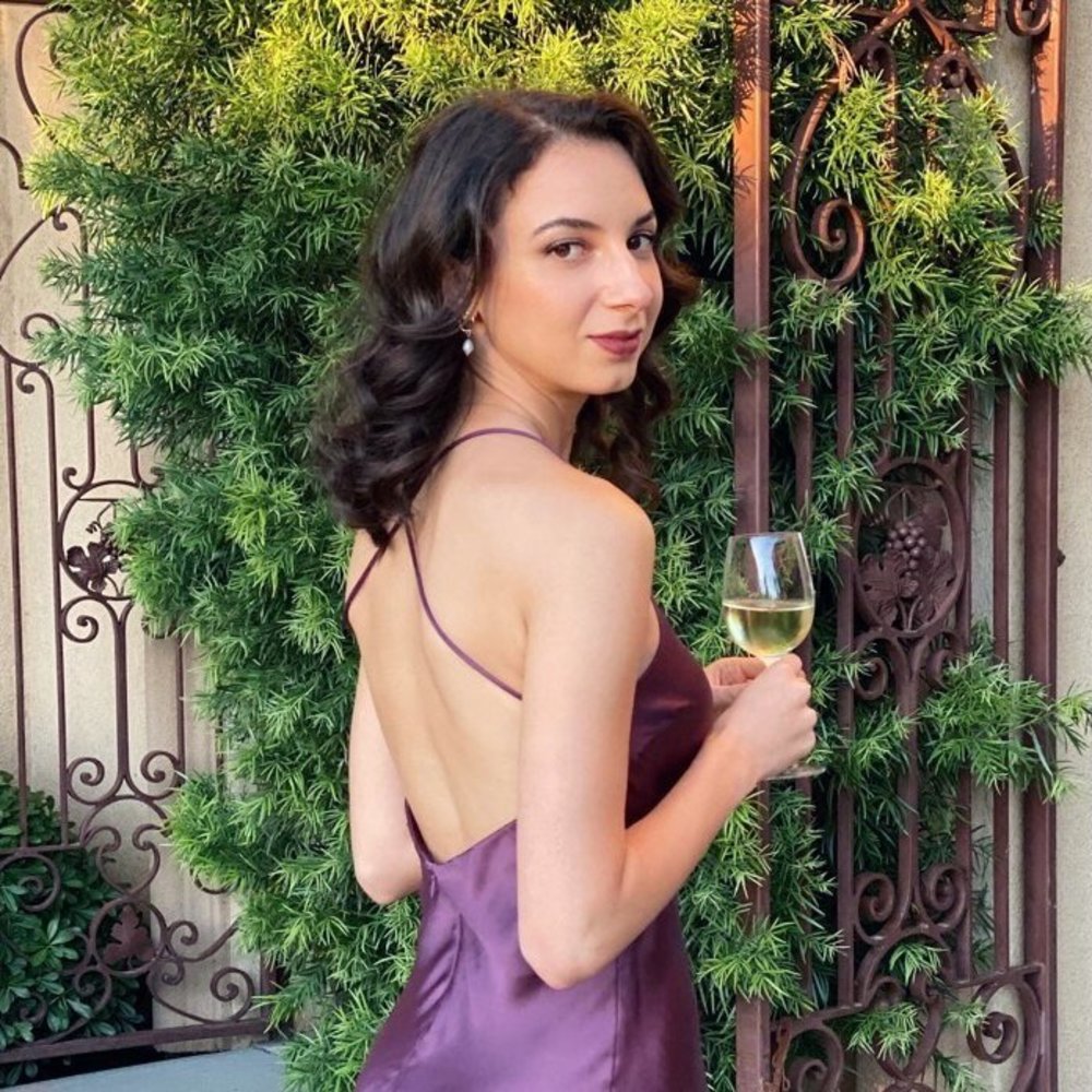 Meet your Posher, Alessandra